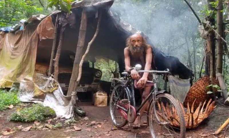 অভিমানে ১৭ বছর ধরে জঙ্গলে চন্দ্র শেখর - the Bengali Times