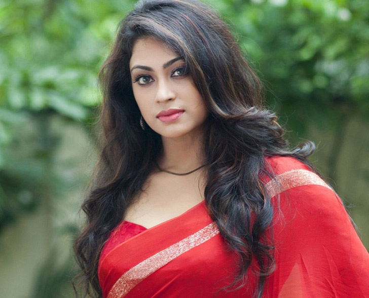 চিত্রনায়িকা পপি আসলে কোথায়? - the Bengali Times