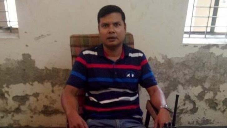 হোটেলে মেয়ের সামনে মাকে ধর্ষণ, ডিবির এসআই বহিষ্কার - the Bengali Times