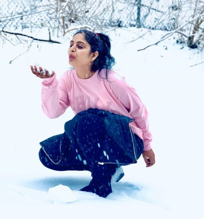 ‘পুষ্পা’ সিনেমায় অল্লু অর্জুনের মা আসলে কে, জেনেনিন অভিনেত্রীর আসল পরিচয় - the Bengali Times