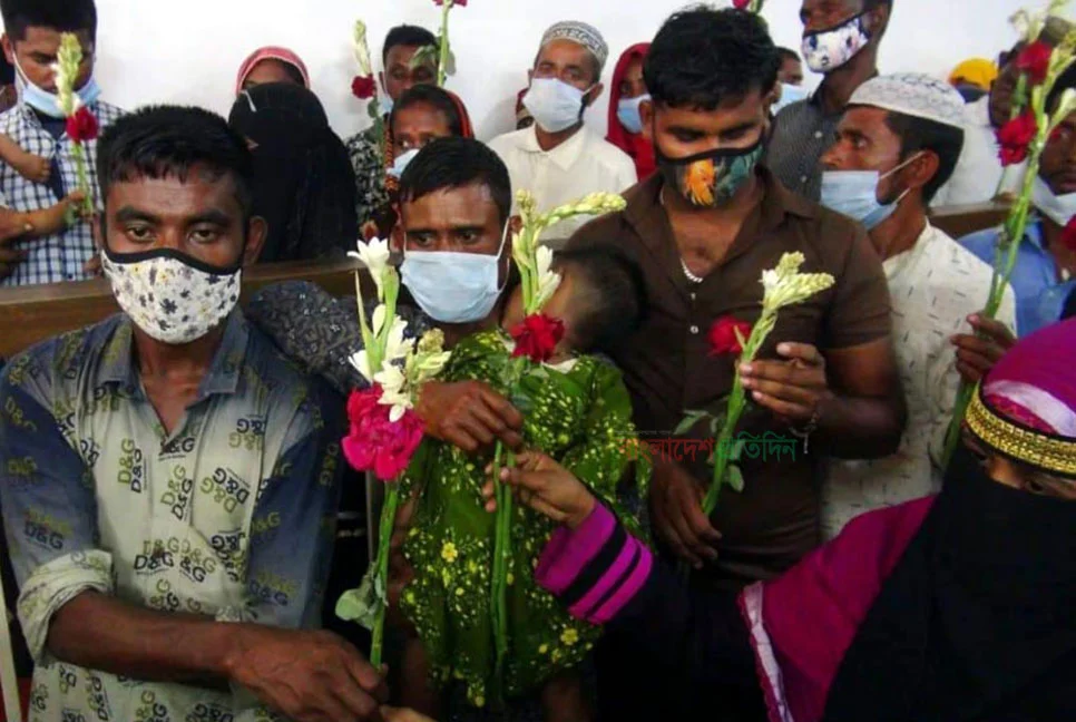 সাজার বদলে ফুল, আদালতের নির্দেশে স্বামীর সংসারে ফিরলেন ৫০ নারী - the Bengali Times