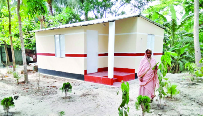 ভূমিহীনদের জন্য ‘হিট প্রুফ’ ঘর বাংলাদেশ পুলিশের - the Bengali Times