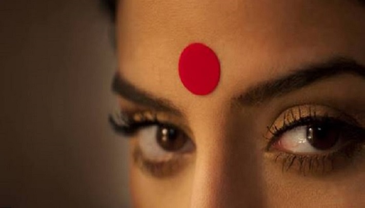 টিপ পরায় শিক্ষিকাকে হেনস্তা করা সেই ‘পুলিশ সদস্য’ চিহ্নিত - the Bengali Times