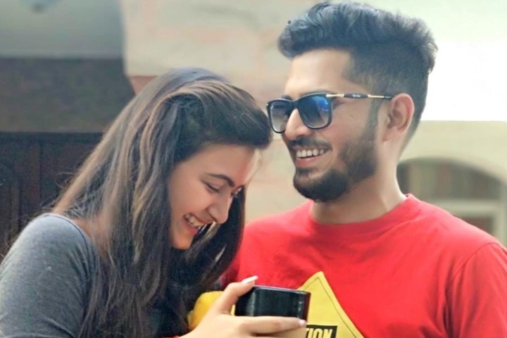 পল্লবীর প্রেমিকের সঙ্গে সম্পর্ক নিয়ে মুখ খুললেন ঐন্দ্রিলা - the Bengali Times পল্লবীর প্রেমিকের সঙ্গে সম্পর্ক নিয়ে মুখ খুললেন ঐন্দ্রিলা - the Bengali Times