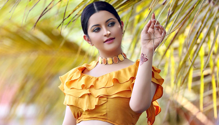 আবার প্রেমে পড়েছেন পরীমনি - the Bengali Times