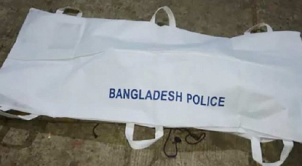 ১০তলায় বাবার অর্ধগলিত লাশ, টের পাননি ৬ষ্ঠ তলায় থাকা মেয়ে - the Bengali Times