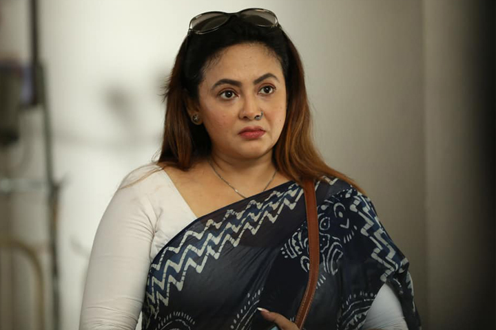 নোংরা ছবি পাঠানো হচ্ছে : শ্রীলেখা - the Bengali Times নোংরা ছবি পাঠানো হচ্ছে : শ্রীলেখা - the Bengali Times