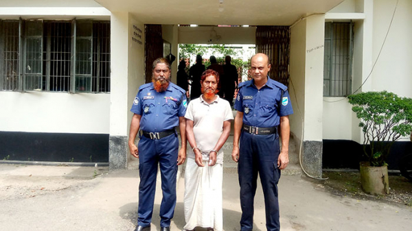 ‘ছোট শরীরে’ নানার পাশবিক নির্যাতন, বাড়ি ফিরতেই শুরু হয় রক্তক্ষরণ - the Bengali Times