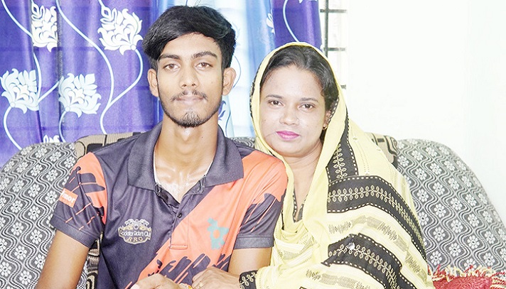 ফেসবুকে প্রেম, শিক্ষিকাকে বিয়ে করলেন কলেজছাত্র - the Bengali Times