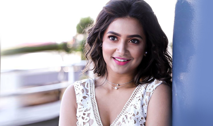 Subhashree Ganguly : বৌদি ক‍্যান্টিনের পর এবার ভাতের হোটেল! অভিনয় ছেড়ে কি খুন্তি ধরলেন শুভশ্রী? - the Bengali Times