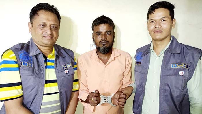 নারীর ছবিই যখন ‘টাকার মেশিন’! - the Bengali Times