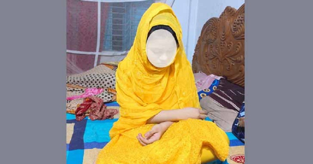 বিয়ের দুই সপ্তাহ পর স্বামী ছেড়ে প্রেমিকের বাড়িতে প্রেমিকা - the Bengali Times বিয়ের দুই সপ্তাহ পর স্বামী ছেড়ে প্রেমিকের বাড়িতে প্রেমিকা - the Bengali Times