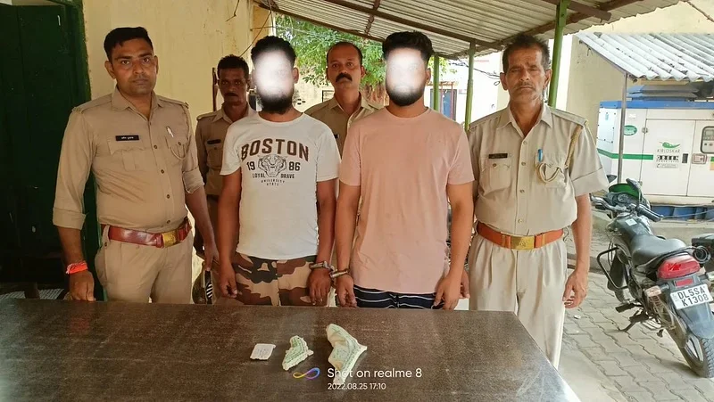 দুশ টাকার ছেঁড়া নোট পাল্টে দিতে অস্বীকার করায় ডেলিভারি ম্যানকে গ্রাহকের গুলি - the Bengali Times