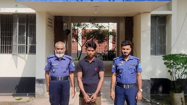বিয়ের প্রস্তাব প্রত্যাখ্যান করায় এসিডে ঝলসে দেওয়া হলো ঘুমন্ত নারীকে - the Bengali Times