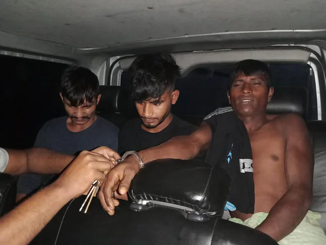 ঢাকা দক্ষিণ সিটির প্রায় কোটি টাকার গাড়ি ৬০ হাজারে বিক্রি - the Bengali Times