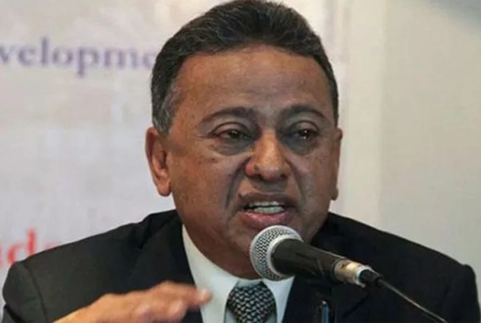 Amir Khasru Mahmud Chowdhury : যেকোনো মুহূর্তে আওয়ামী লীগের মৃত্যুর খবর পাবেন - the Bengali Times