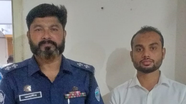 পরীক্ষা দিয়ে বের হতেই ‘ছাত্রীর শ্লীলতাহানি’, বখাটে আটক - the Bengali Times