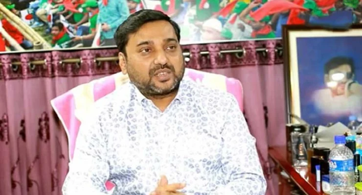 বাথরুমে পড়ে হাত ভাঙল সম্রাটের, অচেতন অবস্থায় হাসপাতালে ভর্তি - the Bengali Times