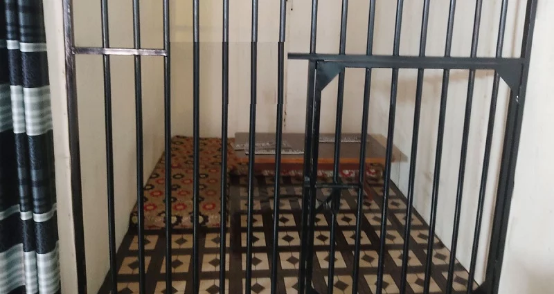 কারাবন্দি স্বামী-স্ত্রীর সময় কাটাতে কেবিন সুবিধা, সময় ২ ঘণ্টা - the Bengali Times