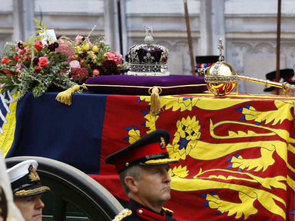 Queen Elizabeth Funeral : রানি দ্বিতীয় এলিজাবেথের অন্ত্যষ্টিক্রিয়া সম্পন্ন - the Bengali Times