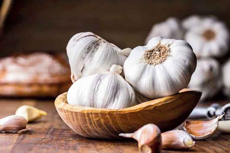 বেশি উপকার পেতে রান্নায় যেভাবে রসুন ব্যবহার করবেন - the Bengali Times