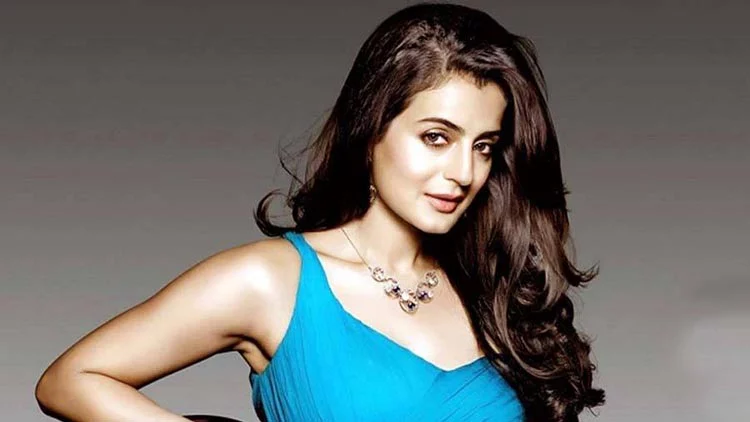 কে এই ইমরান আব্বাস, বন্ধু না প্রেমিক? - the Bengali Times