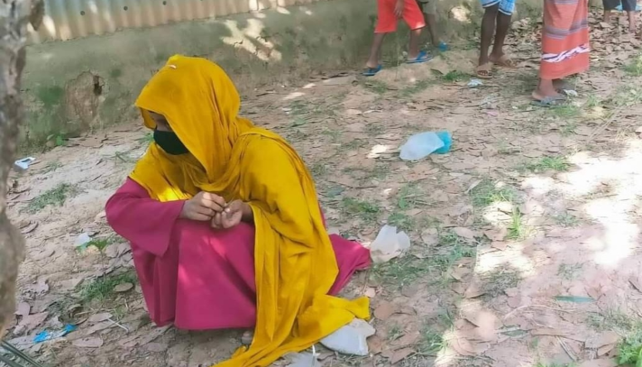বিয়ের দাবিতে অষ্টম শ্রেণির ছাত্রের বাড়িতে অনশনে এসএসসি পরীক্ষার্থী! - the Bengali Times