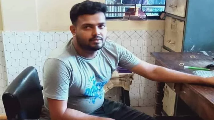 অফিস রুমে অনৈতিক কর্মকাণ্ডে প্রেমিক যুগল আটক - the Bengali Times অফিস রুমে অনৈতিক কর্মকাণ্ডে প্রেমিক যুগল আটক - the Bengali Times