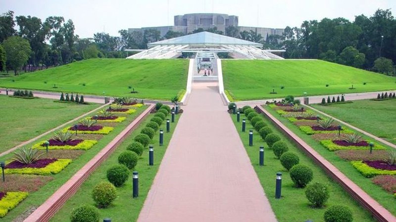 চন্দ্রিমা উদ্যান থেকে জিয়ার কবর সরাতে আলটিমেটাম - the Bengali Times