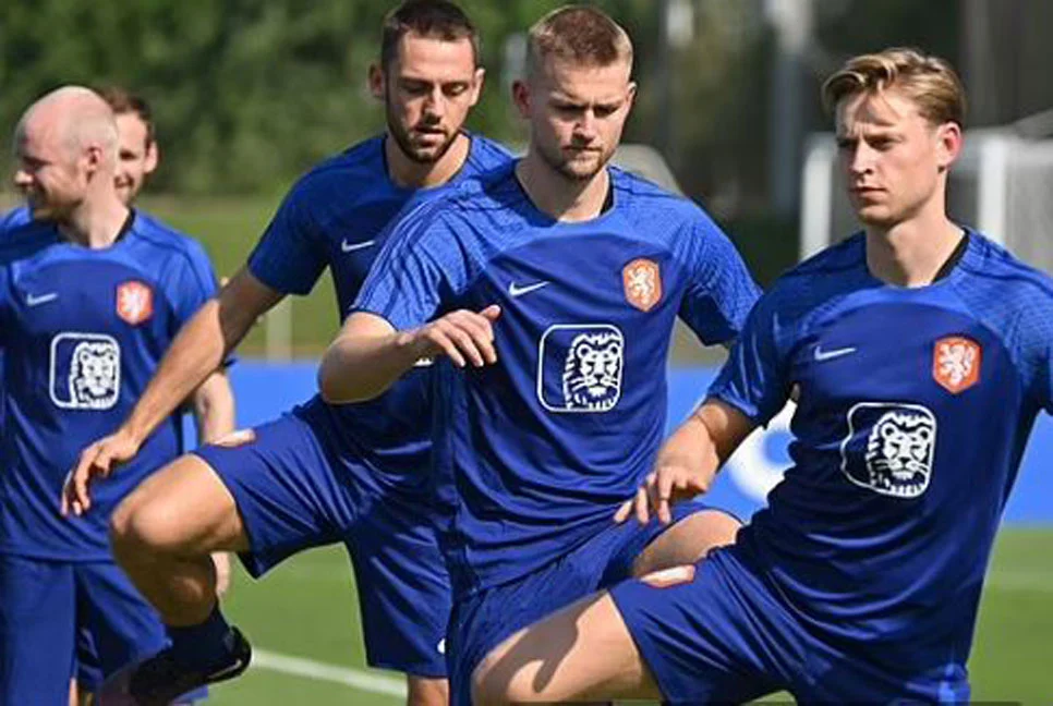 Netherlands Vs Senegal Match : আজ মাঠে নামছে নেদারল্যান্ডস, জার্সি নিয়ে বিরল উদ্যোগ ডাচদের! - the Bengali Times