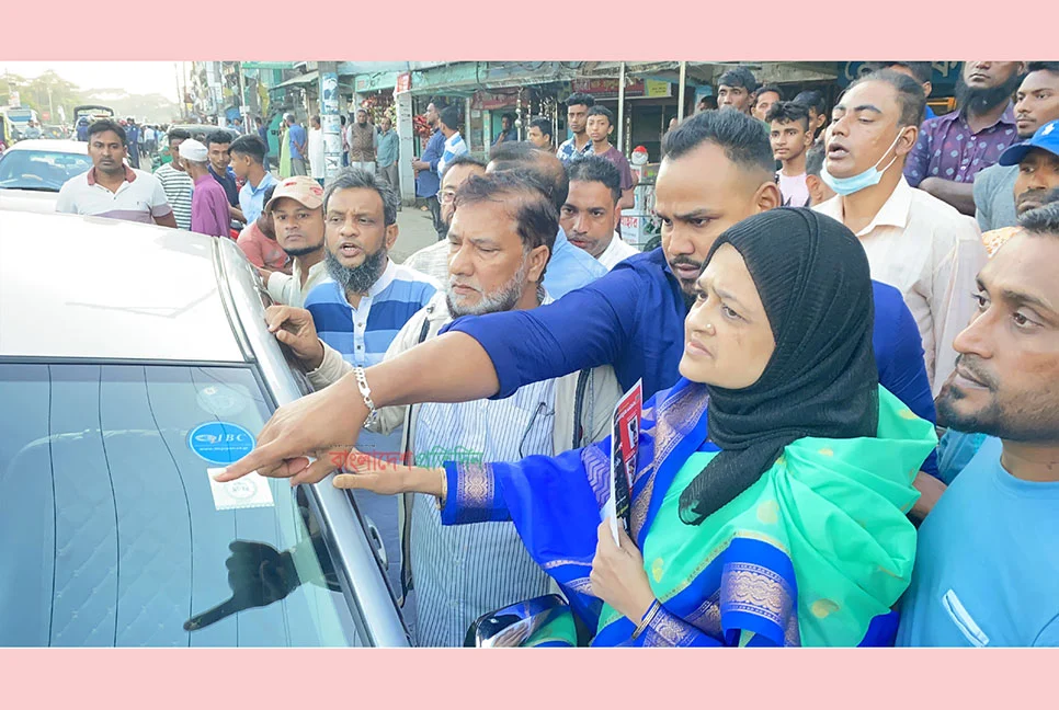 ইলিয়াসপত্মীর গাড়িতে ছাত্রলীগের হামলার অভিযোগ - the Bengali Times