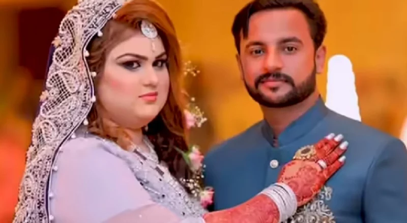 ‘গিয়ার’ পাল্টানোর দক্ষতা দেখে চালককেই করলেন বিয়ে - the Bengali Times