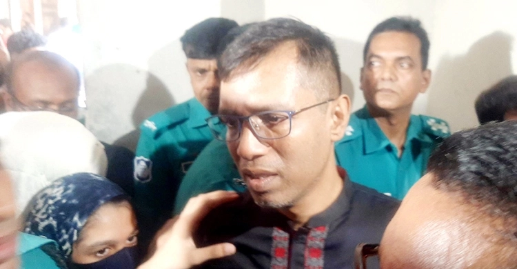 দফায় দফায় জিজ্ঞাসাবাদে গুরুত্বপূর্ণ তথ্য দিয়েছেন বাবুল আক্তার - the Bengali Times