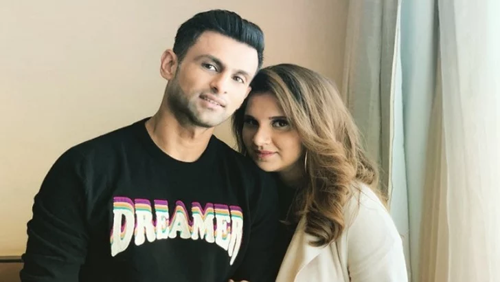 সানিয়ার সঙ্গে বিচ্ছেদের গুঞ্জন, শোয়েবের ফেসবুকে কী লেখা? - the Bengali Times
