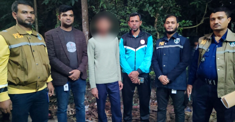 অভিমানে স্কুলছাত্রের আত্মগোপন, ১৬ দিন পর যেভাবে উদ্ধার - the Bengali Times