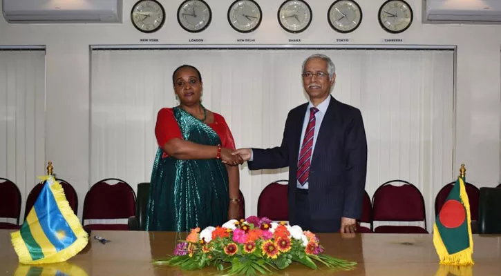 বাংলাদেশ-রুয়ান্ডার মধ্যে বিমান চলাচলে চুক্তি সই - the Bengali Times