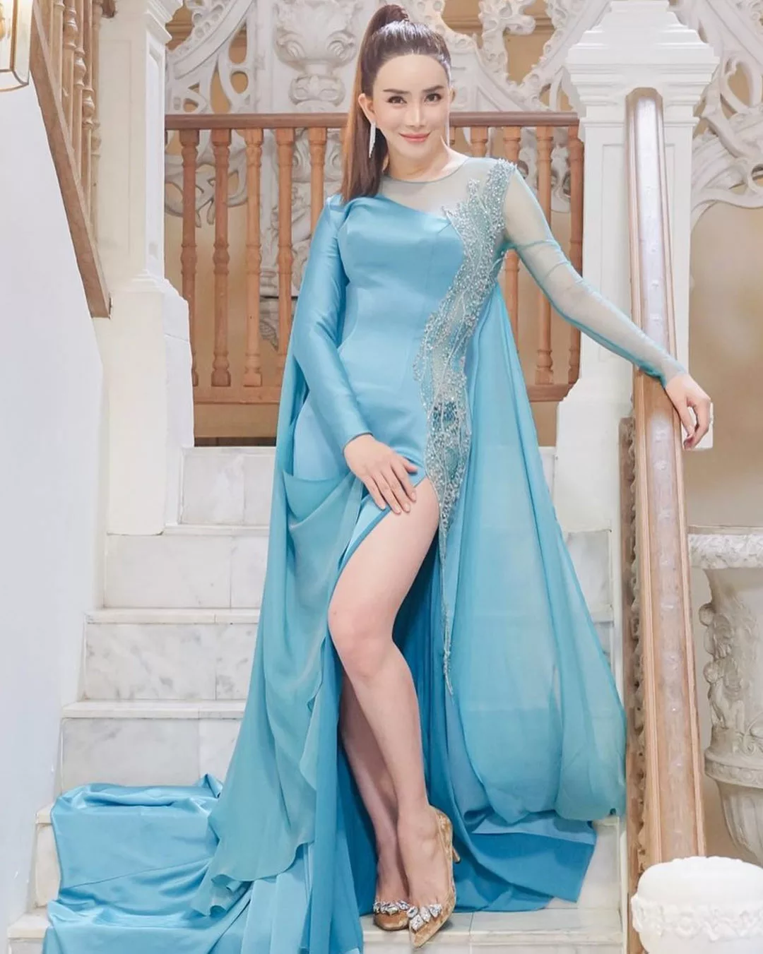 মিস ইউনিভার্সের মালিক রুপান্তরকামী নারীর অজানা অধ্যায় - the Bengali Times