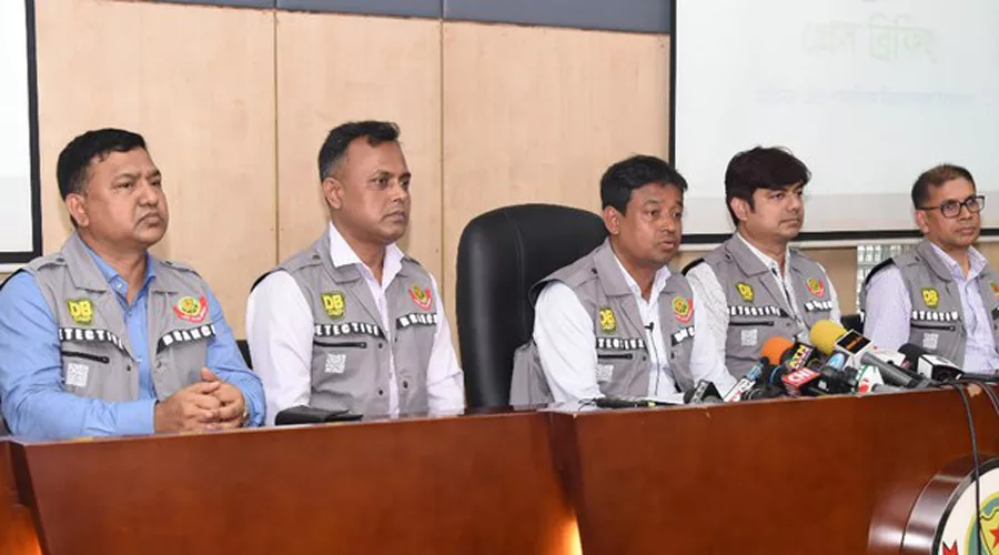 ডিবি পরিচয়ে গাড়িতে তুলতে চাইলে কী করবেন, জানালেন হারুন - the Bengali Times