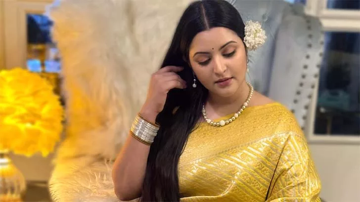 আমাকে রানির মতো রেখেছে রাজ : পরীমনি - the Bengali Times