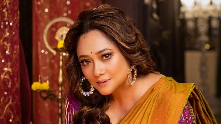 হোয়াটসঅ্যাপে কুপ্রস্তাব, স্ক্রিনশট ফাঁস করে হুঁশিয়ারি অভিনেত্রীর - the Bengali Times
