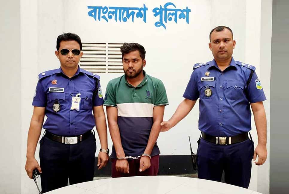 টাকা নিয়ে বনিবনা না হওয়ায় হোটেলে তরুণীকে গলাকেটে হত্যা - the Bengali Times