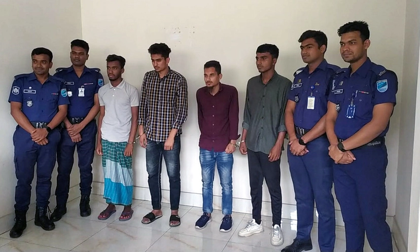 ছাত্রীকে কাছে রাখতেই নাটক, ধর্ষণের অভিযোগও শিক্ষিকার শেখানো! - the Bengali Times