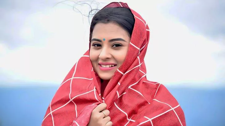 হঠাৎ শাকিব খানের প্রশংসায় যা বললেন বুবলী - the Bengali Times