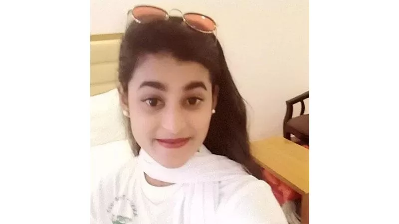 বাসায় ঢুকে কলেজছাত্রীকে কুপিয়ে হত্যা, মা আইসিইউতে - the Bengali Times