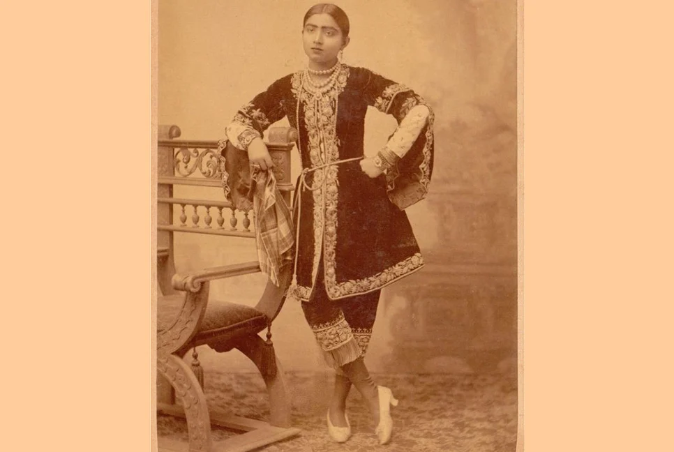 কোটি রুপি পারিশ্রমিক ছিল গায়িকার, ভ্রমণ করতেন ব্যক্তিগত ট্রেনে! - the Bengali Times কোটি রুপি পারিশ্রমিক ছিল গায়িকার, ভ্রমণ করতেন ব্যক্তিগত ট্রেনে! - the Bengali Times