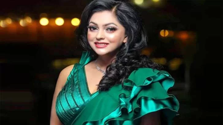 জন্মদিন পালনে ‘বিশেষ’ একজন মানুষের সঙ্গে মালদ্বীপে নিপুন - the Bengali Times