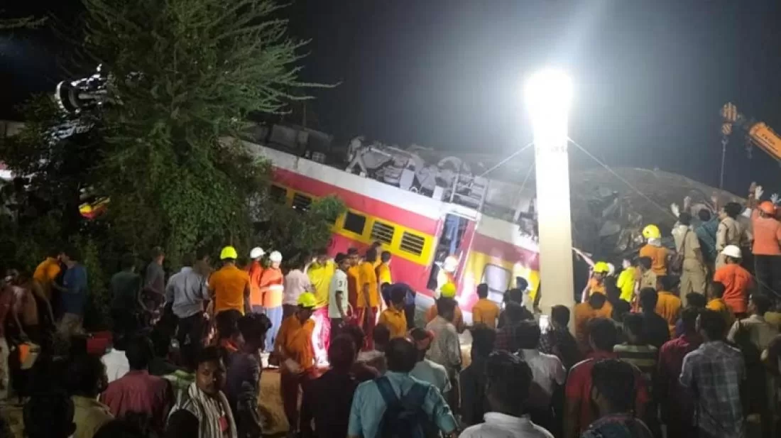 প্রত্যক্ষদর্শীর বর্ণনায় ওড়িশার ট্রেন দুর্ঘটনা - the Bengali Times