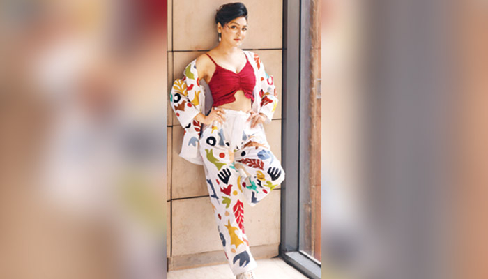 জয়ার চরিত্র নিয়ে রহস্য - the Bengali Times জয়ার চরিত্র নিয়ে রহস্য - the Bengali Times
