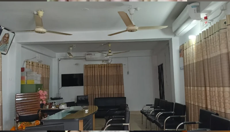 অধ্যক্ষের অফিসে দুই এসি পাঁচ ফ্যান, পাখা ঘোরে বাথরুমেও - the Bengali Times
