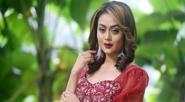 অনলাইন জুয়ার মার্কেটিং করছেন বরিশ হক - the Bengali Times